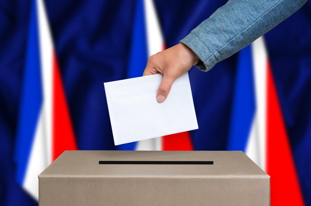 Vote et handicap : le Défenseur des Droits interpelle les candidats aux élections