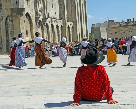 Festival accessible : Gros plan sur Avignon, exemple en la matière