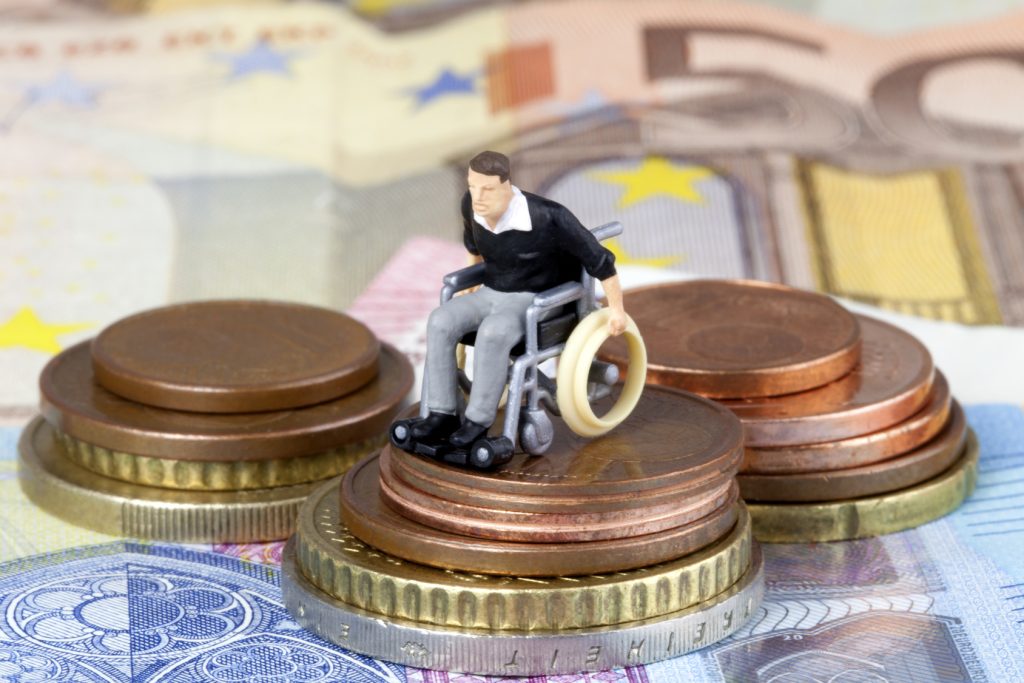 Revalorisation des aides handicap 2022 : AAH, AEEH, pensions d’invalidité