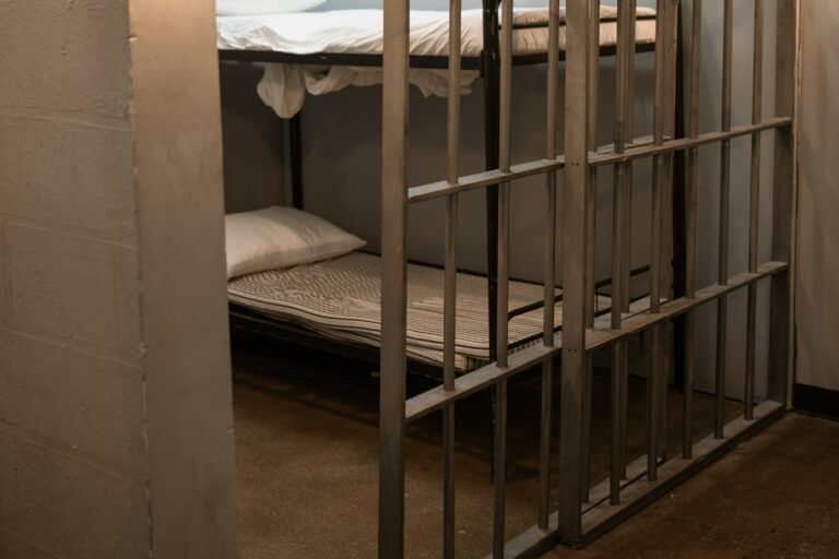 Prison et handicap : la double peine de certains prisonniers